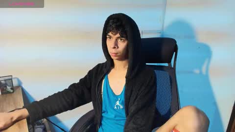 Snapshot of cristhian_slytherin chatting on December 4, 5:17 am cristhian online show from December 4, 5:17 am