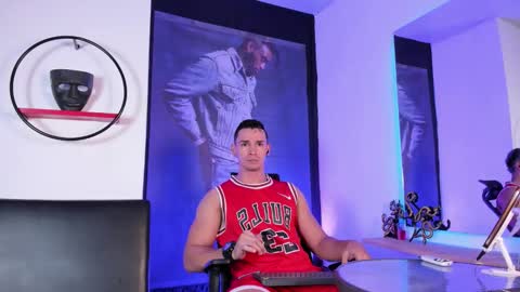Snapshot of cristhian_wolf1 chatting on May 25, 12:49 am CRIS online show from May 25, 12:49 am