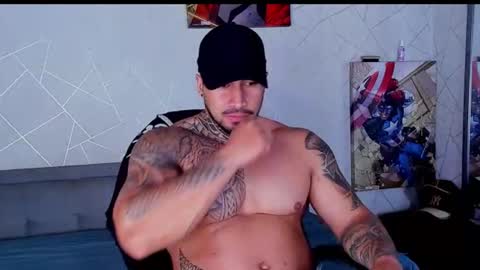 Snapshot of cristian_walker chatting on May 15, 10:44 am cristian walker online show from May 15, 10:44 am