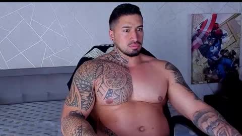 Snapshot of cristian_walker chatting on June 5, 10:32 am cristian walker online show from June 5, 10:32 am