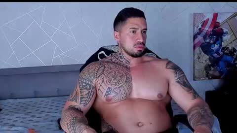 Snapshot of cristian_walker chatting on June 7, 12:15 am cristian walker online show from June 7, 12:15 am