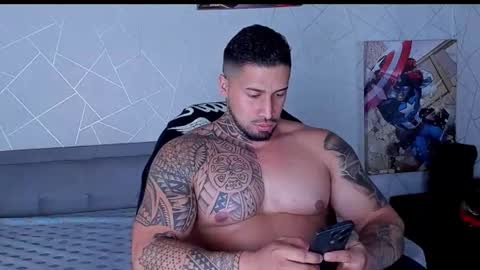 Snapshot of cristian_walker chatting on June 10, 12:04 pm cristian walker online show from June 10, 12:04 pm