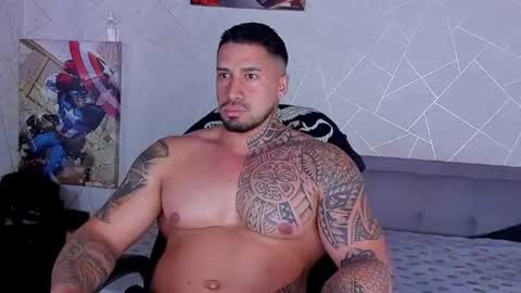 Snapshot of cristian_walker chatting on July 2, 11:05 am cristian walker online show from July 2, 11:05 am