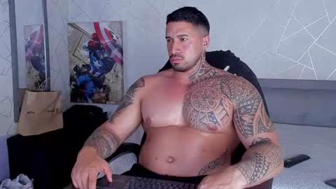 Snapshot of cristian_walker chatting on July 6, 12:18 am cristian walker online show from July 6, 12:18 am