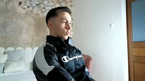 CristianoHailey online show from March 5, 4:25 pm