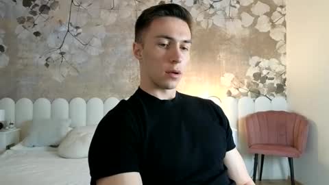 CristianoHailey online show from May 1, 6:56 pm