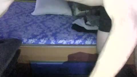 Snapshot of cristianrr184034 chatting on January 19, 6:53 pm cristianrr184034 online show from January 19, 6:53 pm