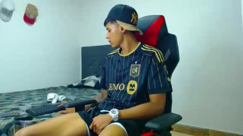 cristian online show from March 8, 6:06 am