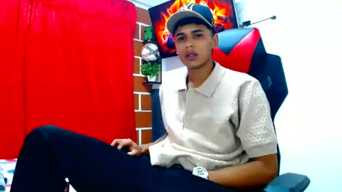 Snapshot of cristiantayron chatting on June 16, 6:05 am cristian online show from June 16, 6:05 am