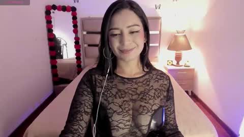 Snapshot of cristie_ortiz chatting on September 30, 11:43 pm Cristina online show from September 30, 11:43 pm