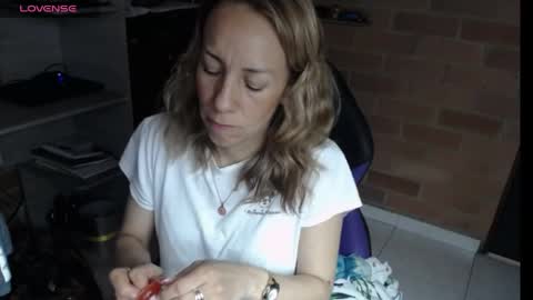 Snapshot of cristin_doll chatting on June 3, 5:07 pm cristina online show from June 3, 5:07 pm