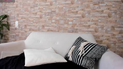 soycriss online show from December 7, 2:35 pm