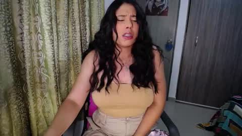 Cristina online show from October 13, 2:33 am