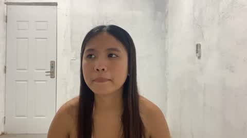 Snapshot of cristinalanterman chatting on August 7, 11:45 am Mia online show from August 7, 11:45 am