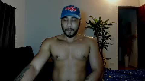 Snapshot of cristobal12cock chatting on June 3, 2:47 am Cristian online show from June 3, 2:47 am