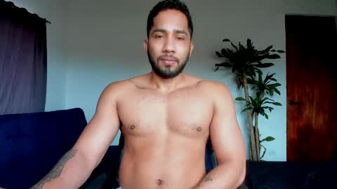 Snapshot of cristobal12cock chatting on June 4, 1:50 pm Cristian online show from June 4, 1:50 pm