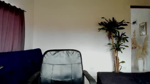 Snapshot of cristobal12cock chatting on June 5, 2:56 pm Cristian online show from June 5, 2:56 pm