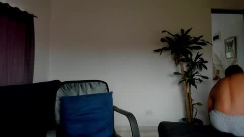 Snapshot of cristobal12cock chatting on June 26, 3:27 pm Cristian online show from June 26, 3:27 pm