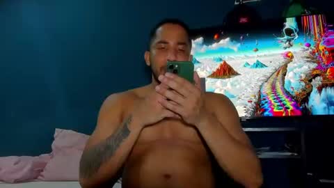 Snapshot of cristobal12cock chatting on July 14, 12:57 am Cristian online show from July 14, 12:57 am