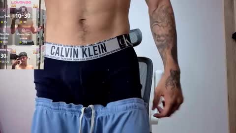 cristopher23  online show from November 24, 5:12 pm