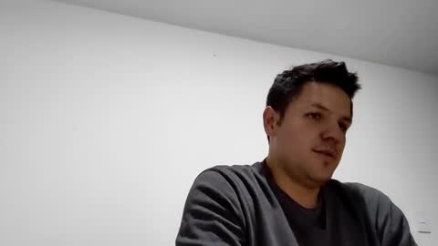 Snapshot of cristopher3042 chatting on February 28, 2:53 am cristopher3042 online show from February 28, 2:53 am