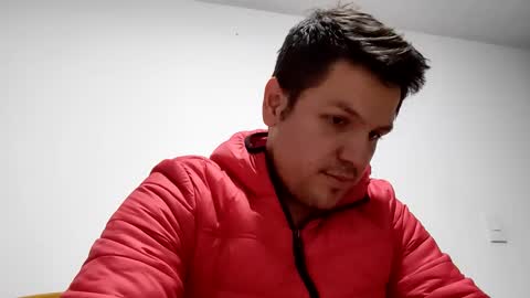 Snapshot of cristopher3042 chatting on March 8, 2:34 am cristopher3042 online show from March 8, 2:34 am