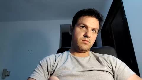 Snapshot of cristopher3042 chatting on November 5, 2:00 am cristopher3042 online show from November 5, 2:00 am