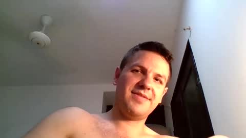 cristopher3042 online show from November 28, 2:14 am