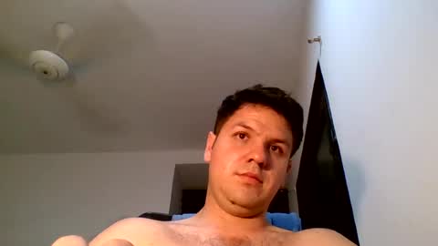cristopher3042 online show from June 17, 4:59 am