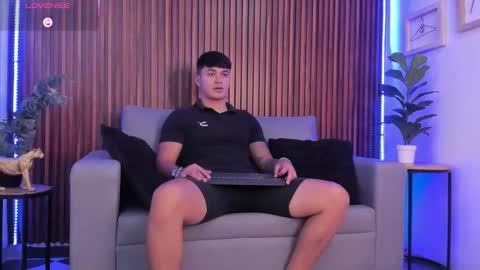 Cristopher online show from February 26, 1:21 pm