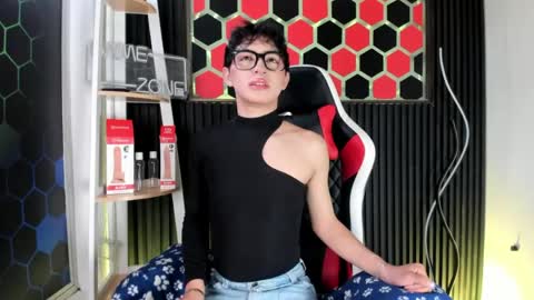 Cristopher  online show from May 2, 8:47 pm