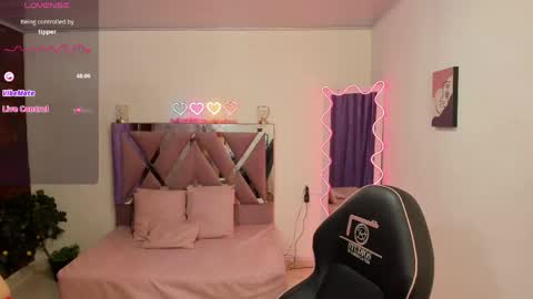 cristy_tay online show from April 28, 11:59 am