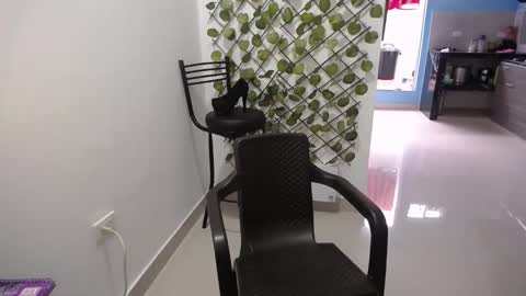 crisyoha4020 online show from December 13, 7:53 pm