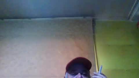 crmperez online show from December 31, 10:34 pm