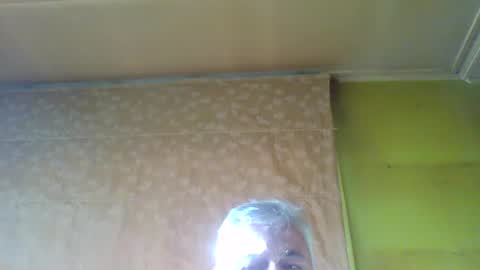 crmperez online show from February 27, 10:09 pm