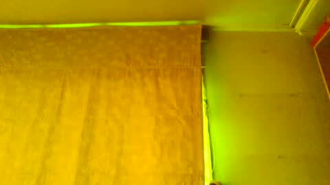 crmperez online show from February 14, 10:17 pm