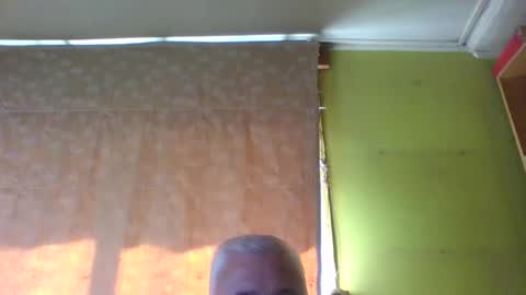 crmperez online show from March 10, 5:29 pm