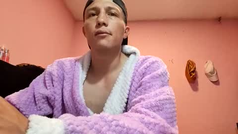 cronos_hot_888 online show from March 16, 10:41 am