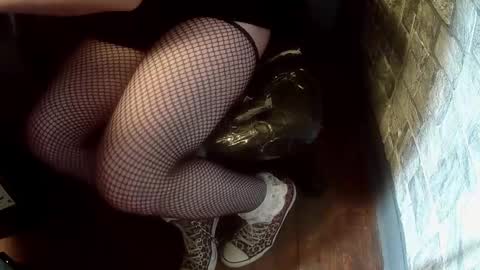 Snapshot of crossdresser_krystal chatting on December 29, 2:52 pm crossdresser krystal online show from December 29, 2:52 pm