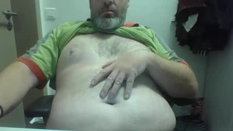 Snapshot of crouch1 chatting on October 17, 7:00 am Crouch1 online show from October 17, 7:00 am