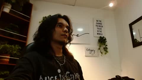 JOHN online show from May 4, 8:38 pm