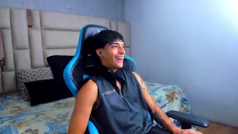 Croy online show from March 16, 11:53 pm