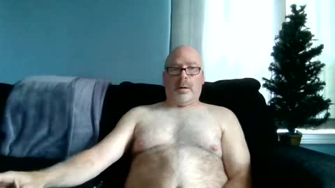 Snapshot of cruising_guy chatting on June 23, 12:25 pm fun guy online show from June 23, 12:25 pm