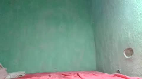 Snapshot of crushlove069 chatting on May 12, 4:53 am crushlove069 online show from May 12, 4:53 am