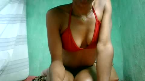 Snapshot of crushlove069 chatting on June 17, 7:44 am crushlove069 online show from June 17, 7:44 am