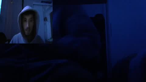 cruzxx69 online show from May 11, 2:06 am