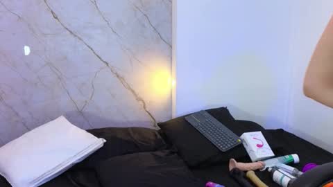 Cry online show from November 6, 10:21 pm