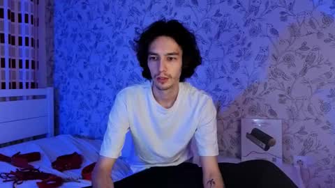 crybae0 online show from March 16, 7:40 pm