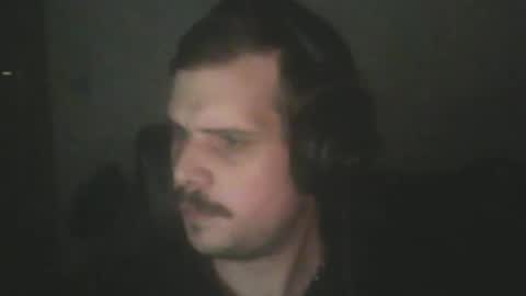 Snapshot of crystal3 chatting on November 7, 11:38 pm crystal3 online show from November 7, 11:38 pm