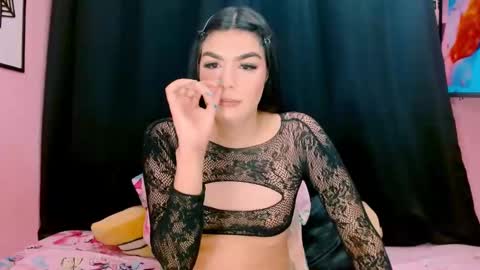 Snapshot of crystal420_ chatting on November 2, 5:32 am Instagram cristal espinosa1 online show from November 2, 5:32 am